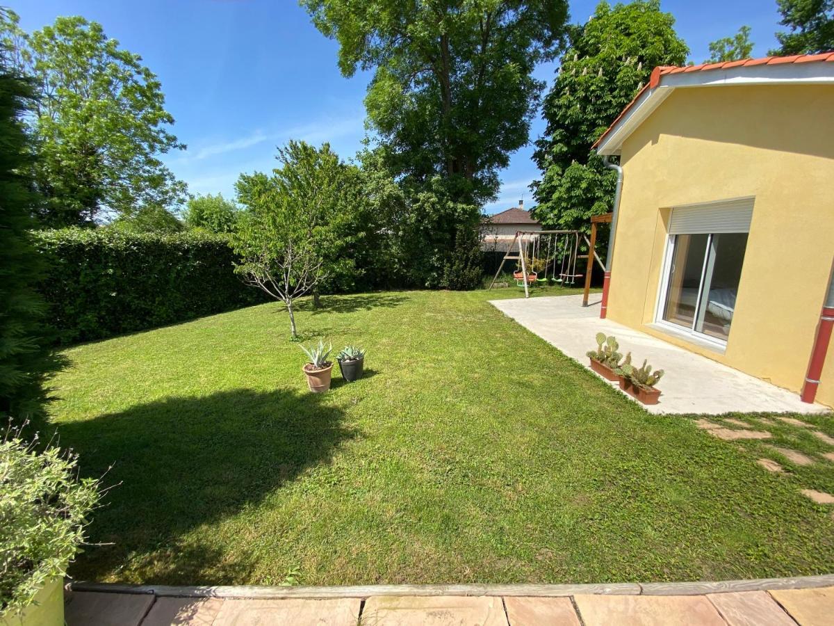 Chambres Dans Villa Avec Piscine Gleizé Exterior foto